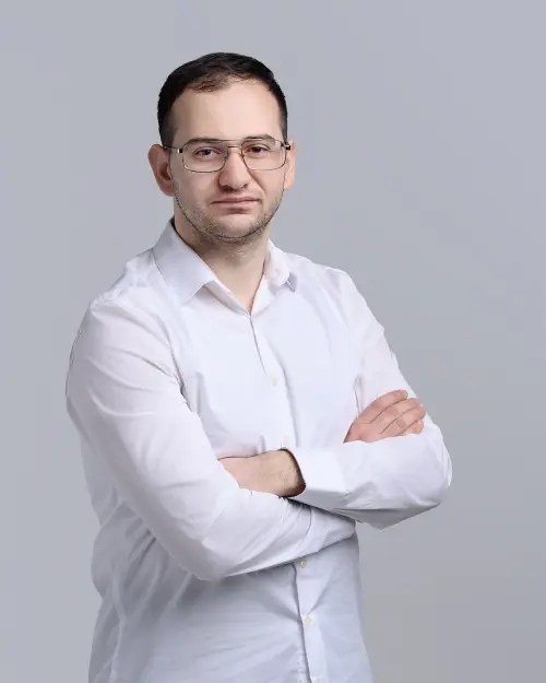 Артур Саргсян